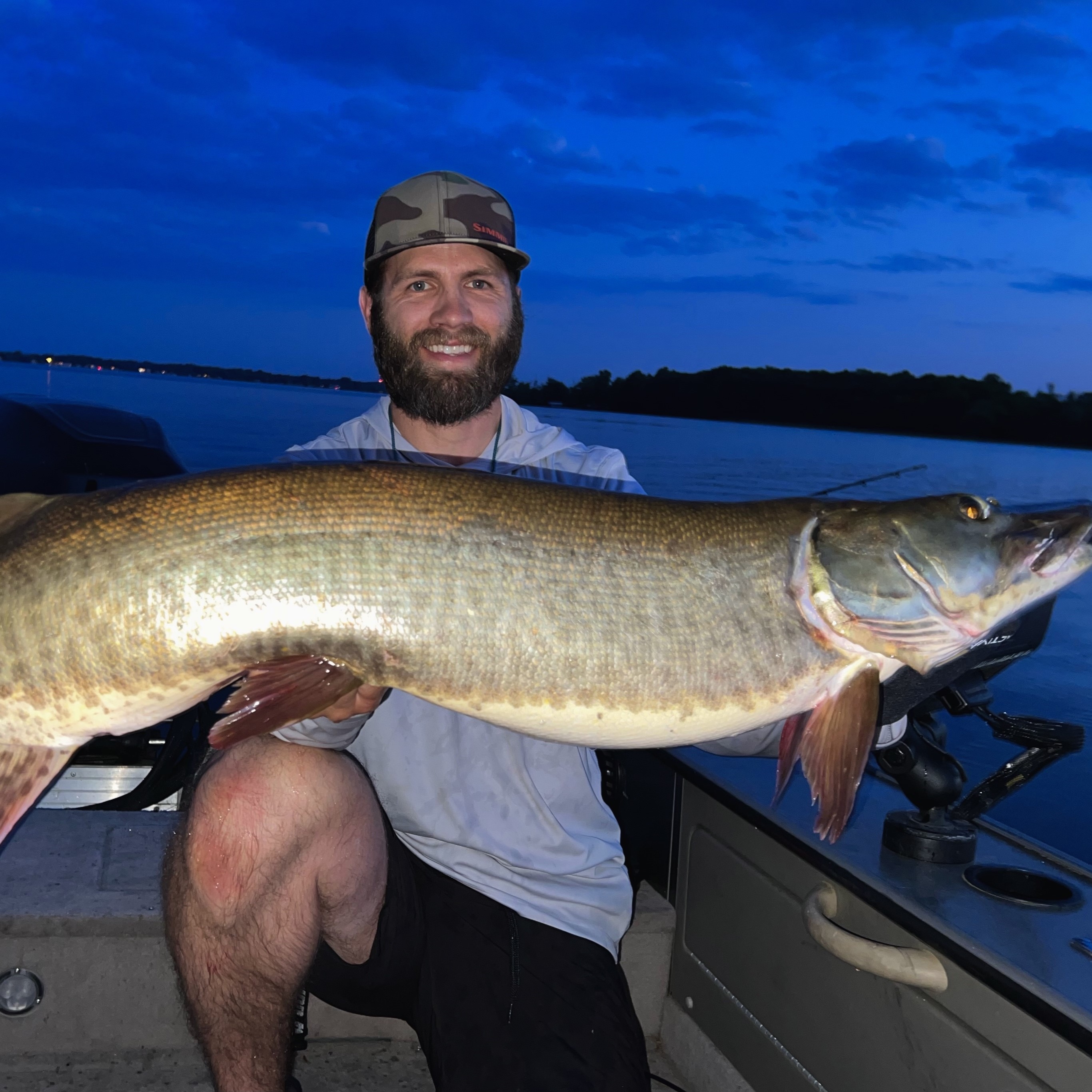 Minnesota Musky guide, Northern Minnesota, Western Minnesota, Detroit Lakes, Pelican Lake, Musky fishing, Muskie fishing, Catch and release